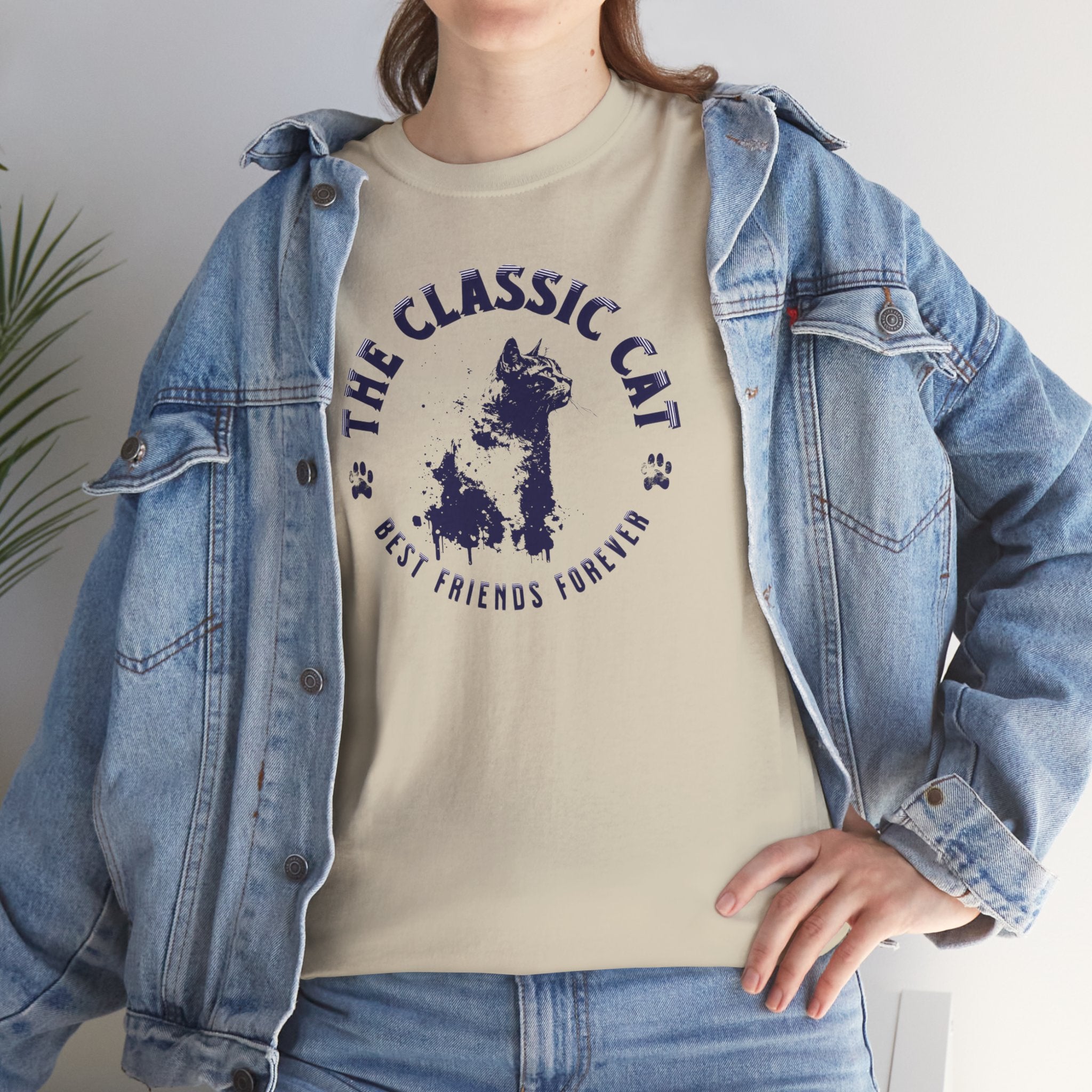 The Classic Cat - Cat Lover T-Shirt